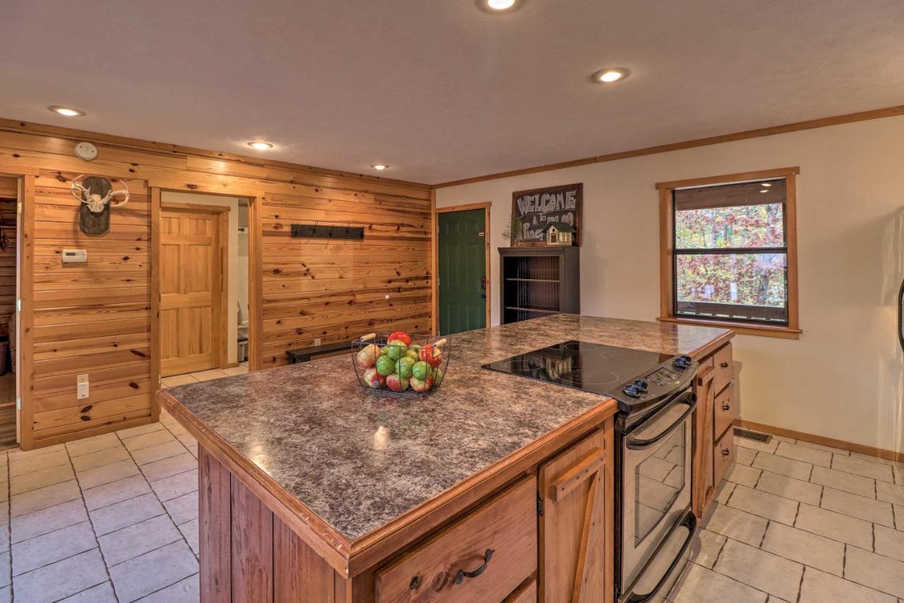 Piney Bluff Retreat With Mountain Views! Villa Екстериор снимка