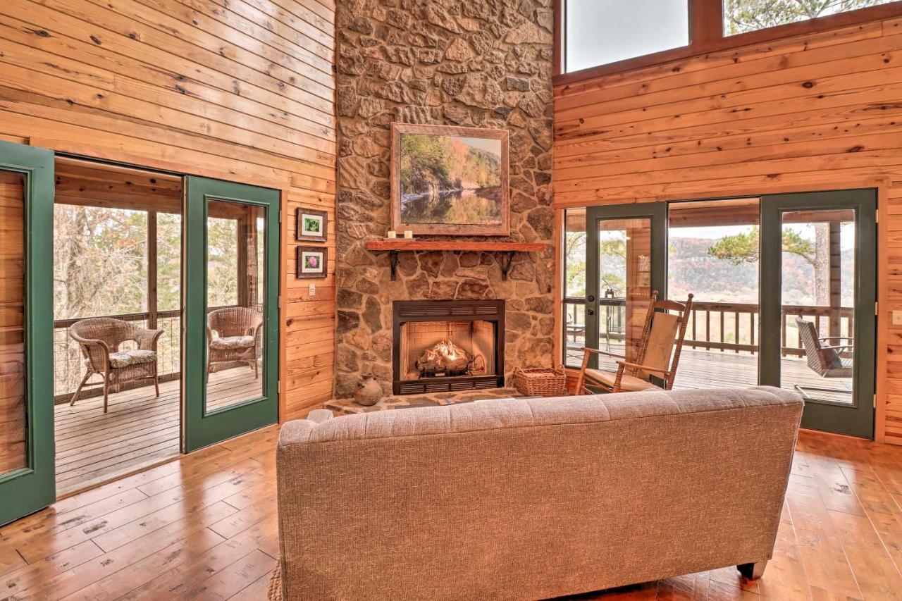 Piney Bluff Retreat With Mountain Views! Villa Екстериор снимка