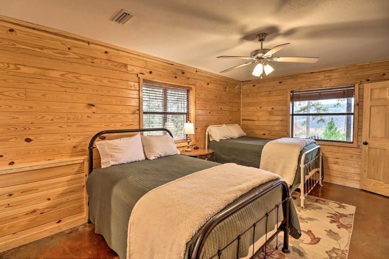 Piney Bluff Retreat With Mountain Views! Villa Екстериор снимка